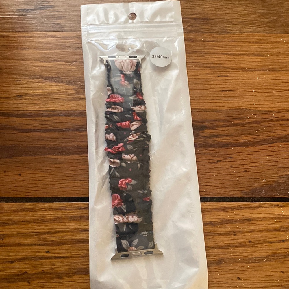 New Apple band